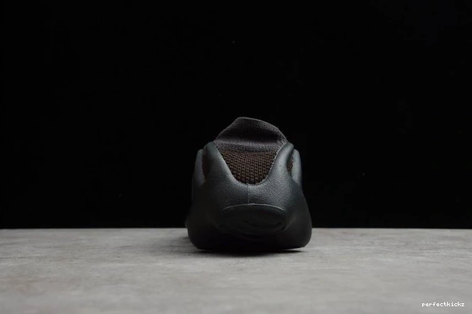 ADIDAS SLATE 450 DARK H68039 YEEZY 0724